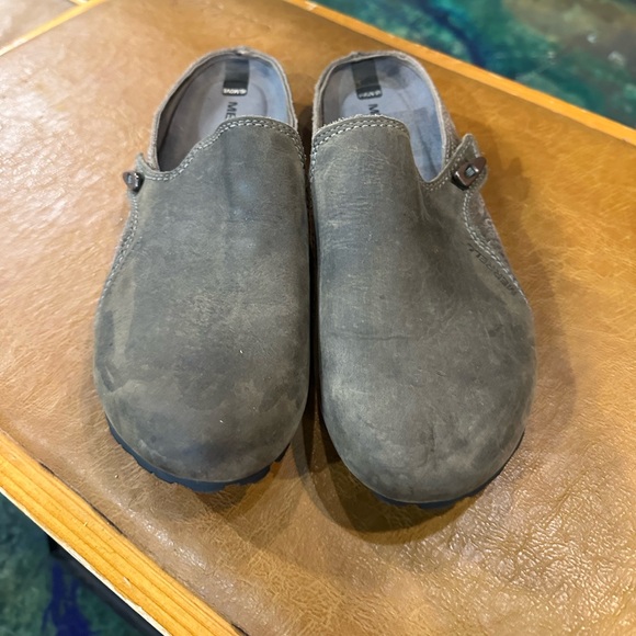 Merrell Leather Clogs - Picture 3 of 4